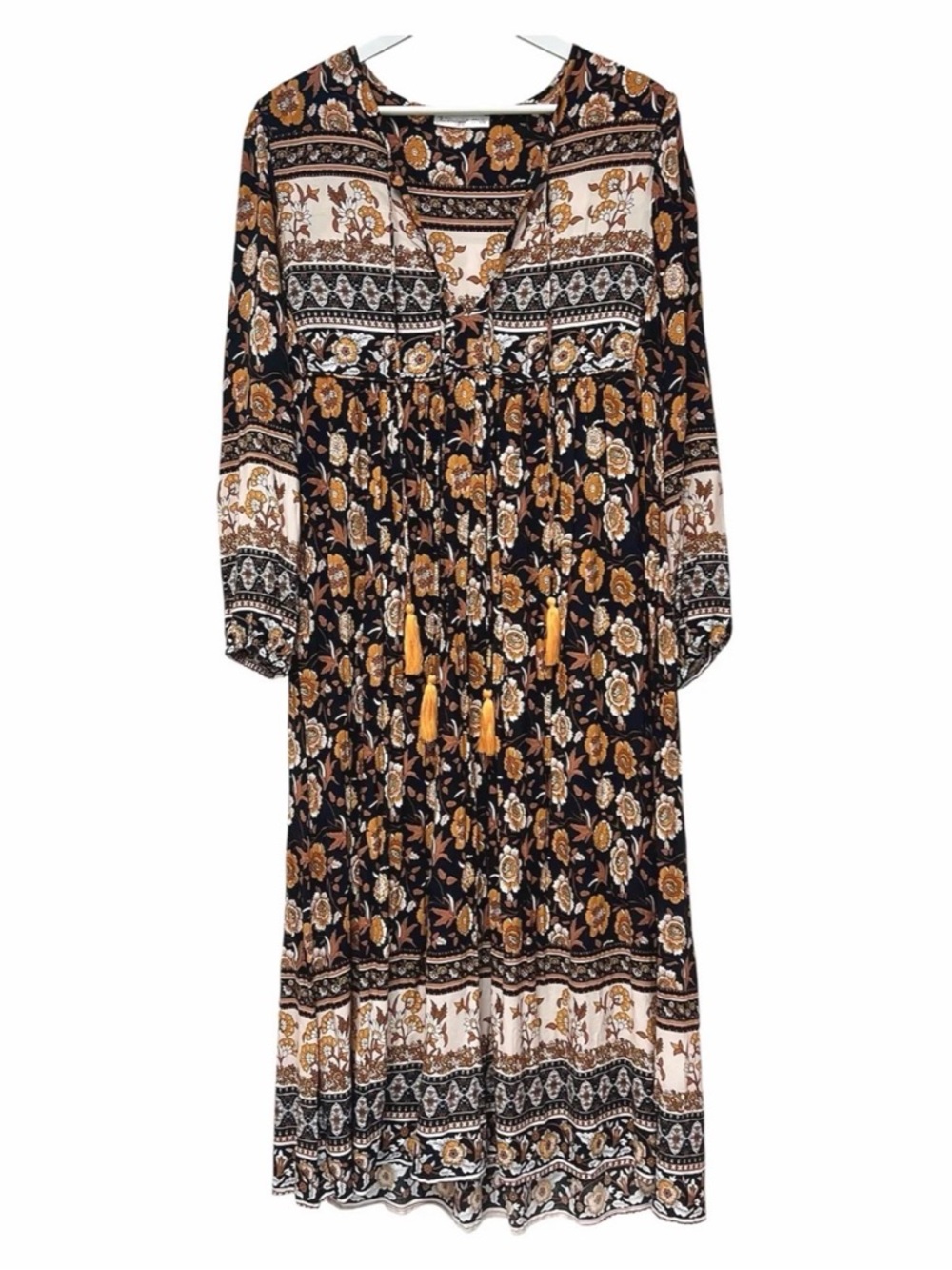 #R.Vivimos #Boho #Black&Gold #Beach #Flowy #SummerVibes #Floral #Chic